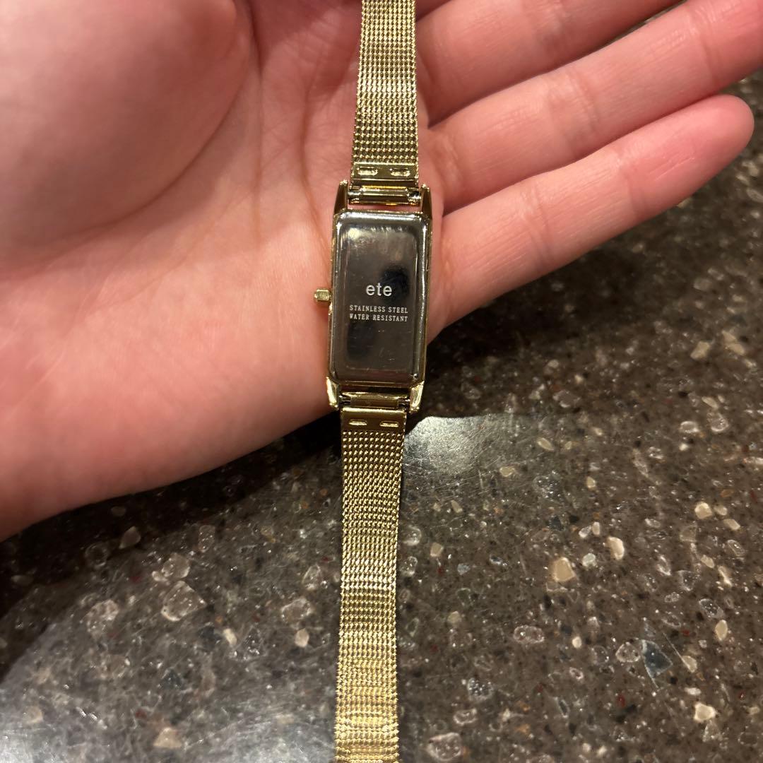ete レクタングルフェイス メッシュベルトウォッチ　ゴールド