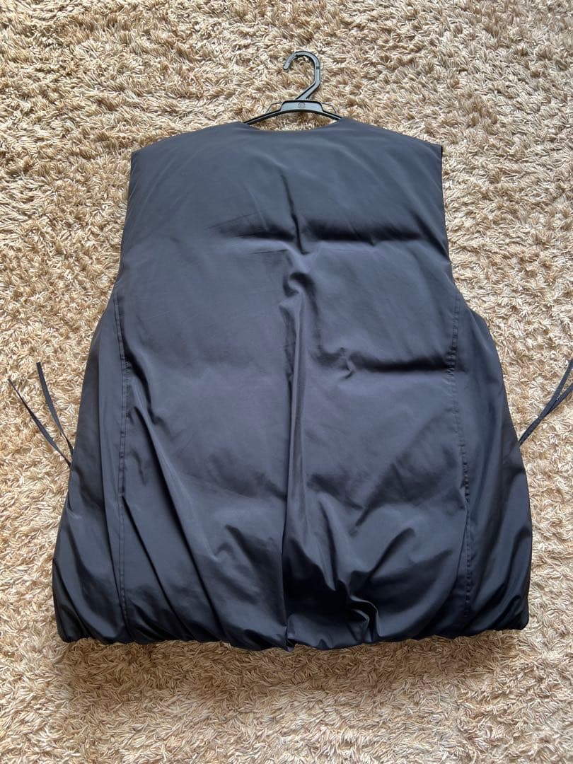 完売品！MIESROHE ネイビー ノースリーブ ダウンベスト サイズ1