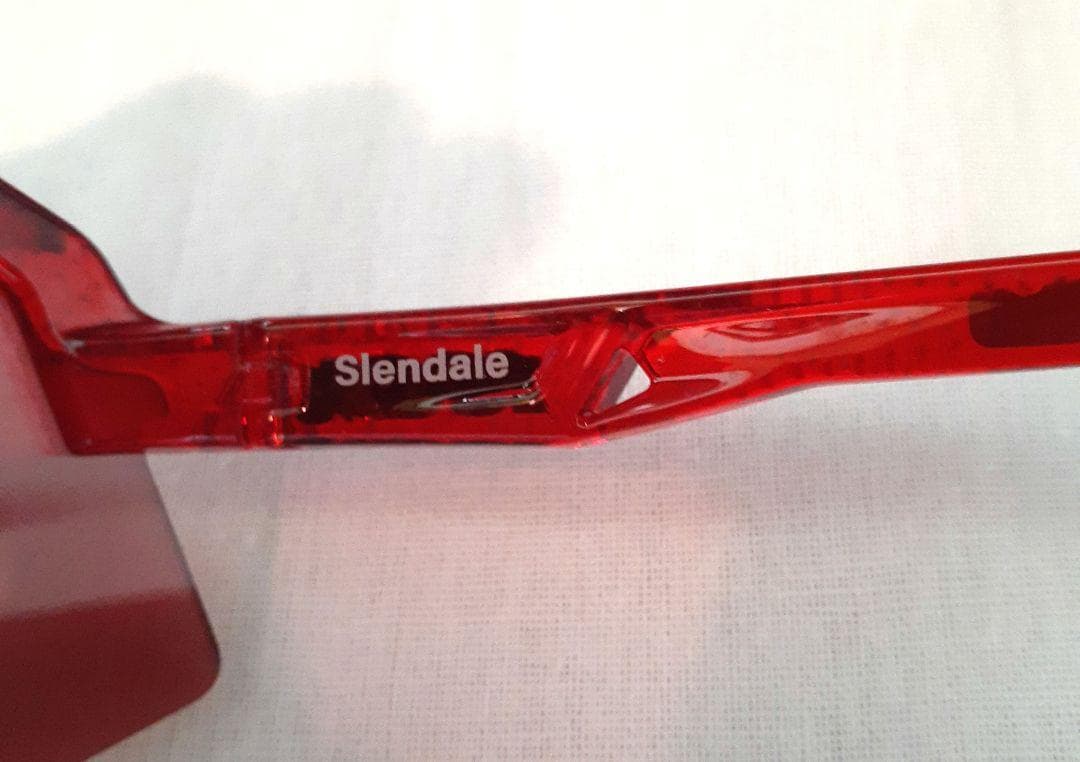 2025 新色 100% Slendale レッド ワンハンドレッド サングラス