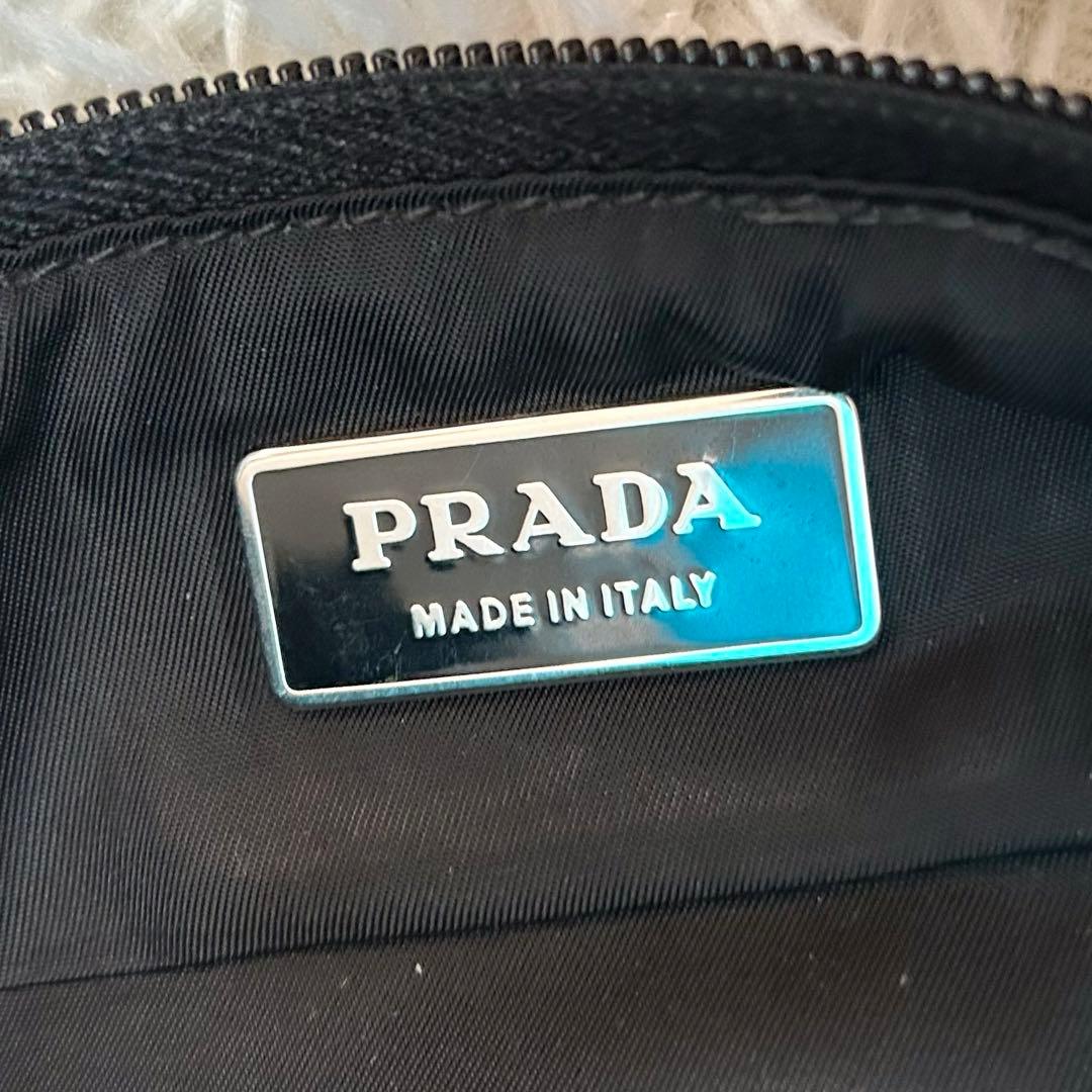 希少　PRADA ボディバッグ　ショルダーバッグ　巾着　ナイロン　三角ロゴ　黒