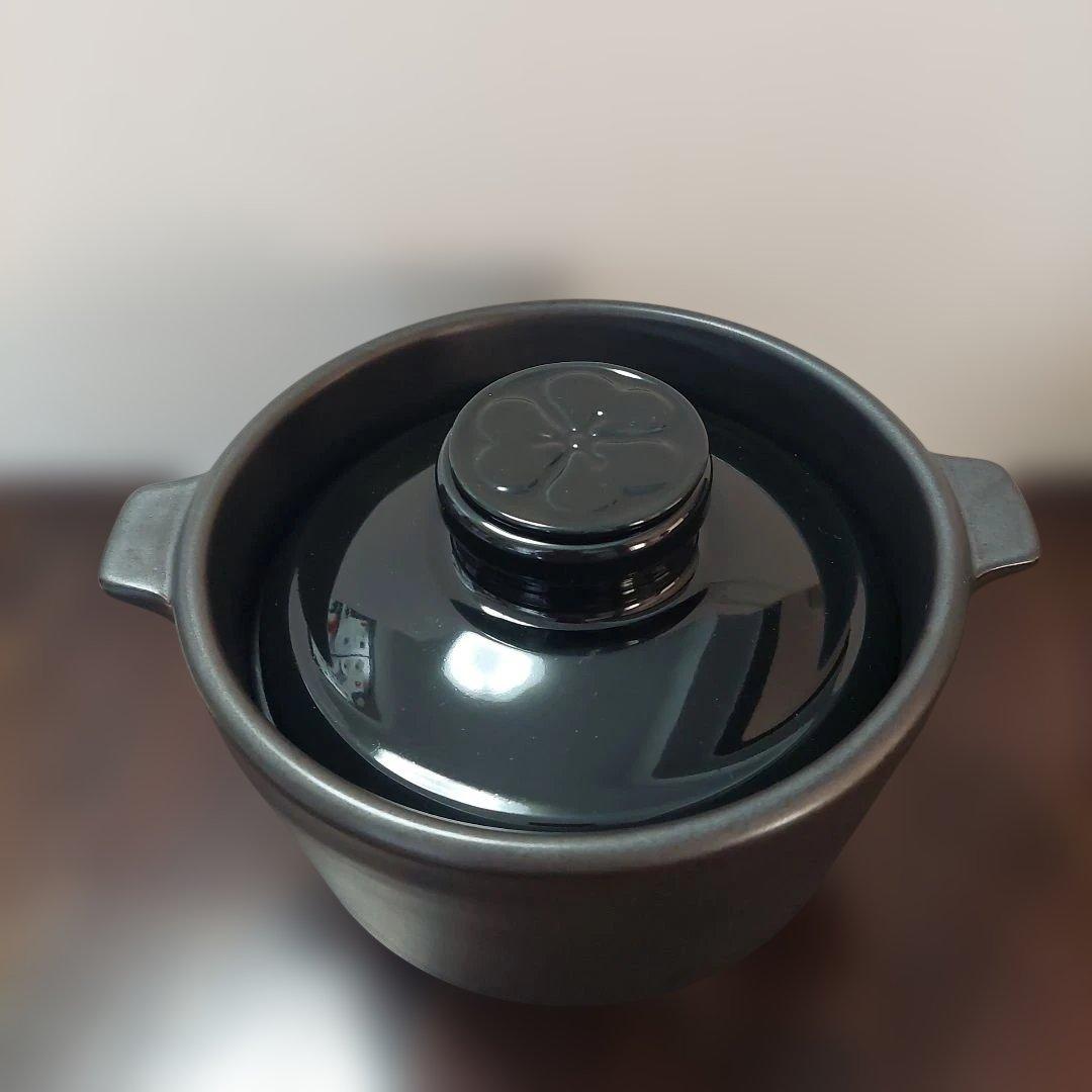 【福岡市南区お引き取り限定】有田焼　究極のごはん鍋　HACHI