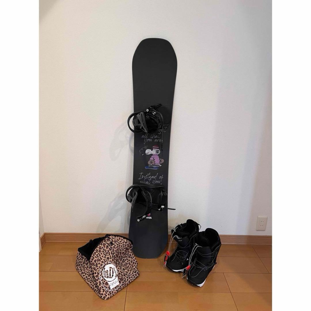 スノーボード板（SABRINA） ビンディング 、ブーツ（BURTON） セット