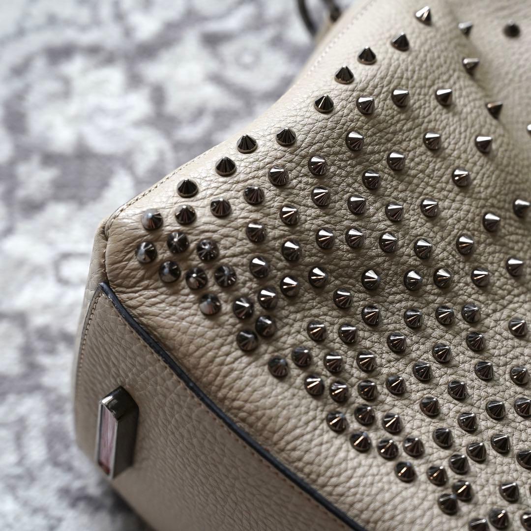 Christian Louboutin ボストンバッグ ベージュ ショルダー紐