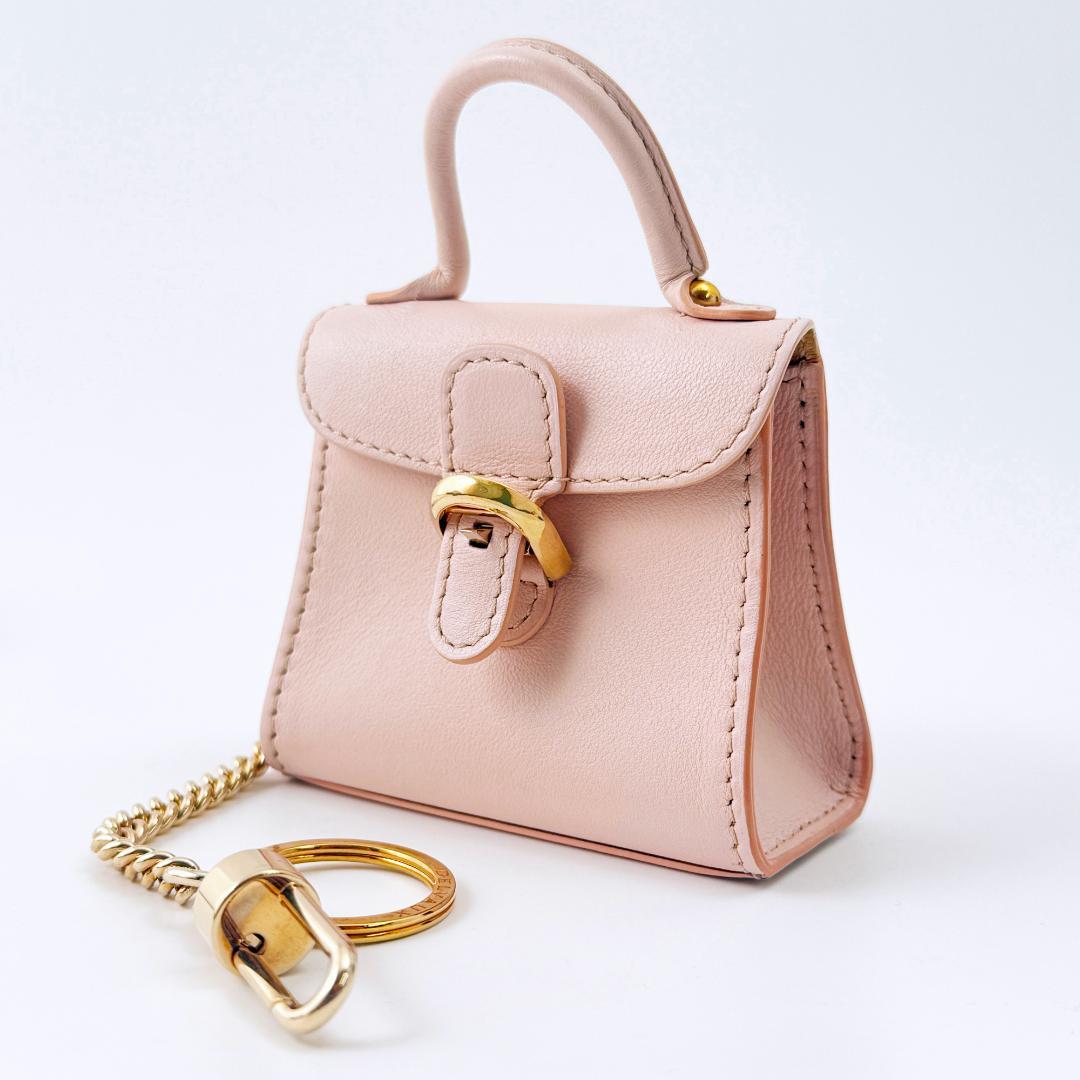 定価21万【極美品】デルヴォー バッグ型 チャーム ブリヨン チェーン 薄ピンク