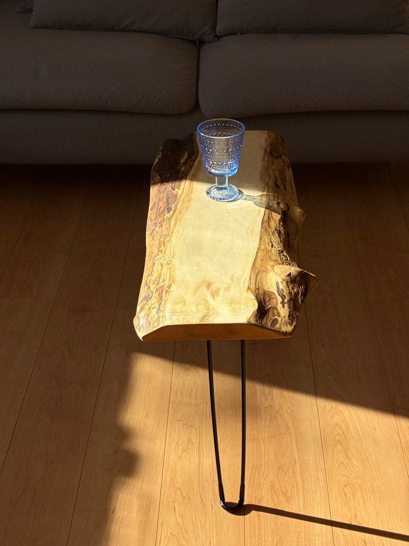 国産桂かつら【和モダンな佇まい】無垢天然一枚板サイドテーブル