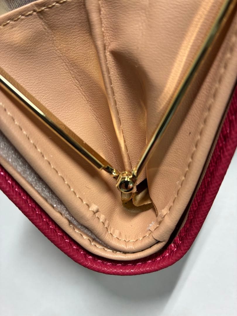 オシャレ【新品】　Vivienne Westwood　二つ折り財布 ピンク