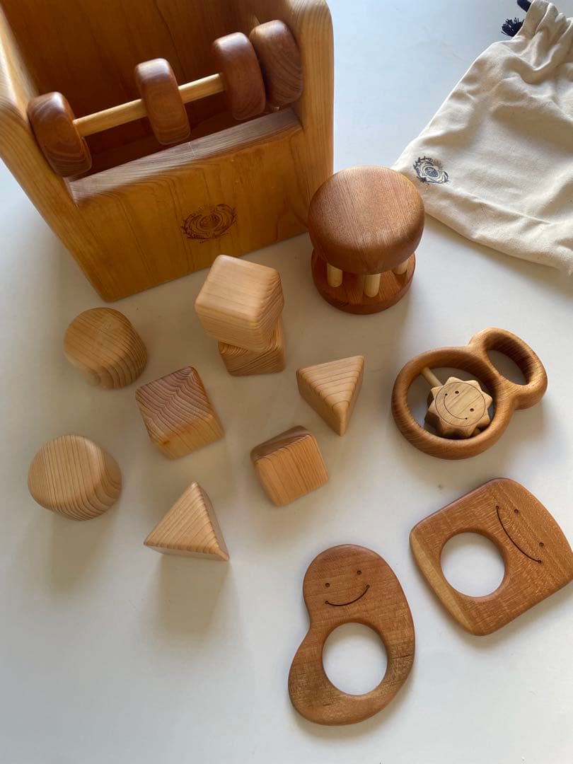 山のくじら舎・赤ちゃんの宝石箱