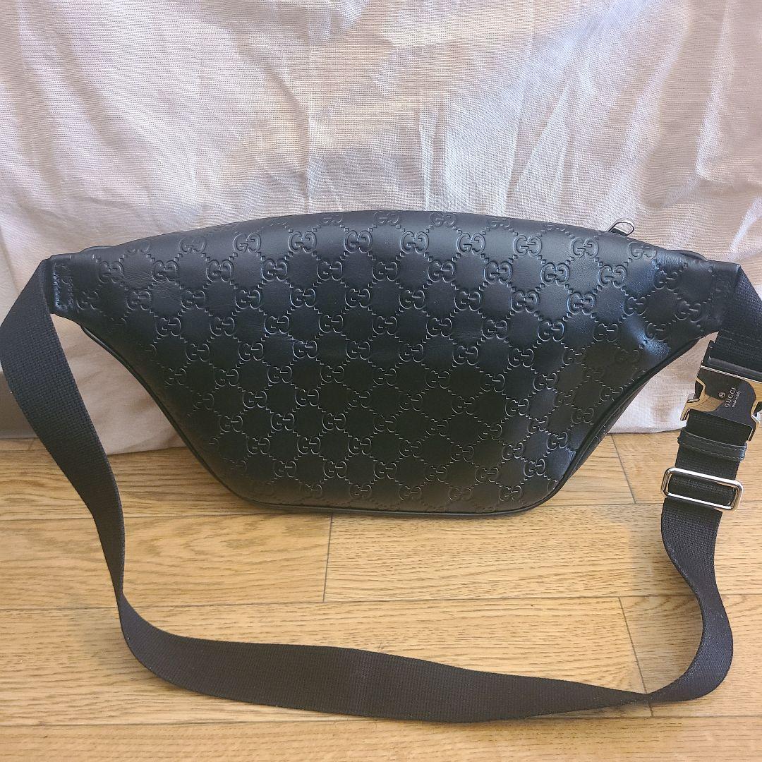 【超美品】ブラック GGパターン ボディバッグ