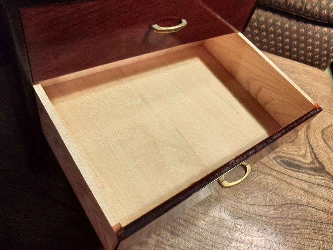 未使用　チェスト　シェルフ　本棚　小物入れ　収納　レトロ　アンティーク　漆　希少