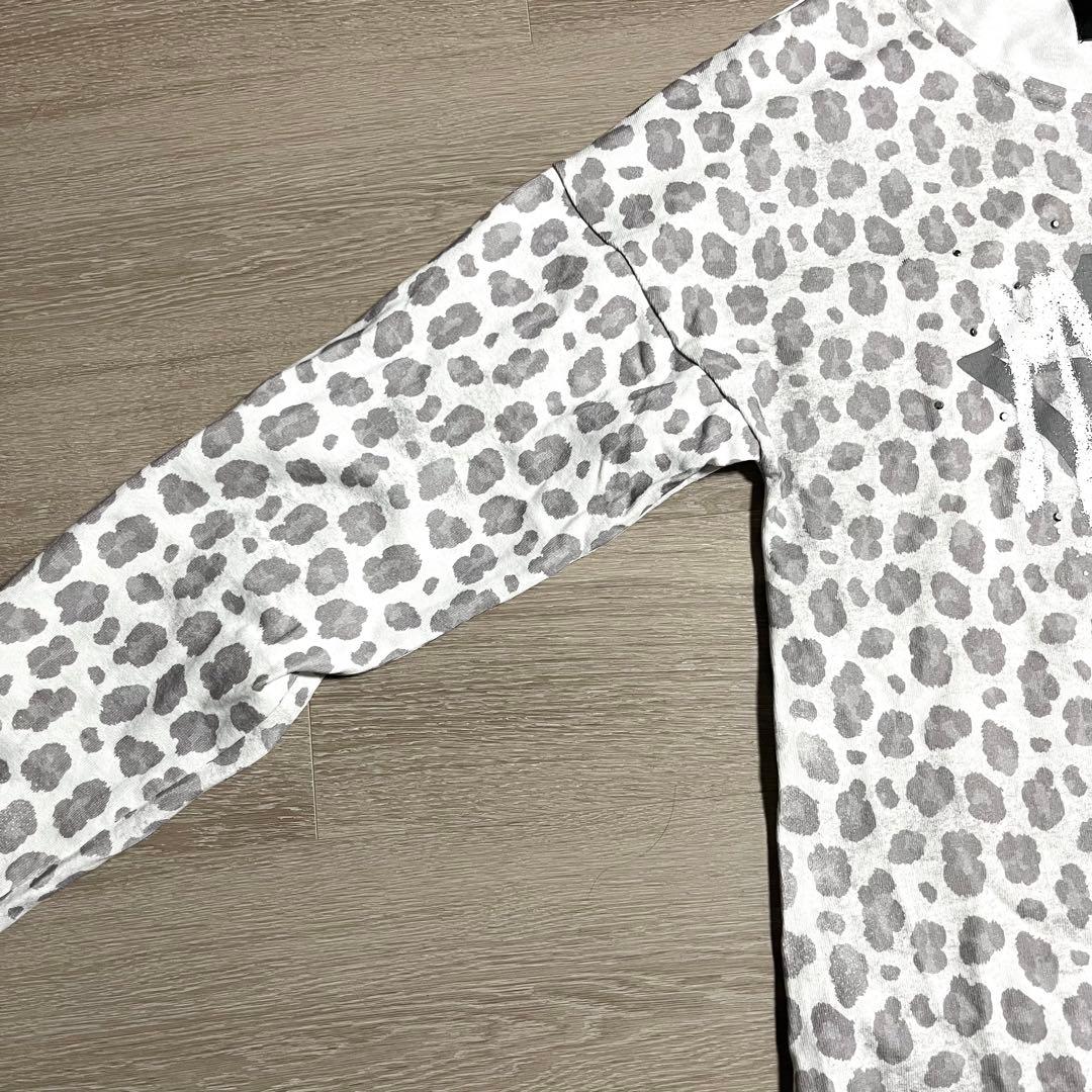 grancy 総柄ラインストーングラフィックロンT ホワイト