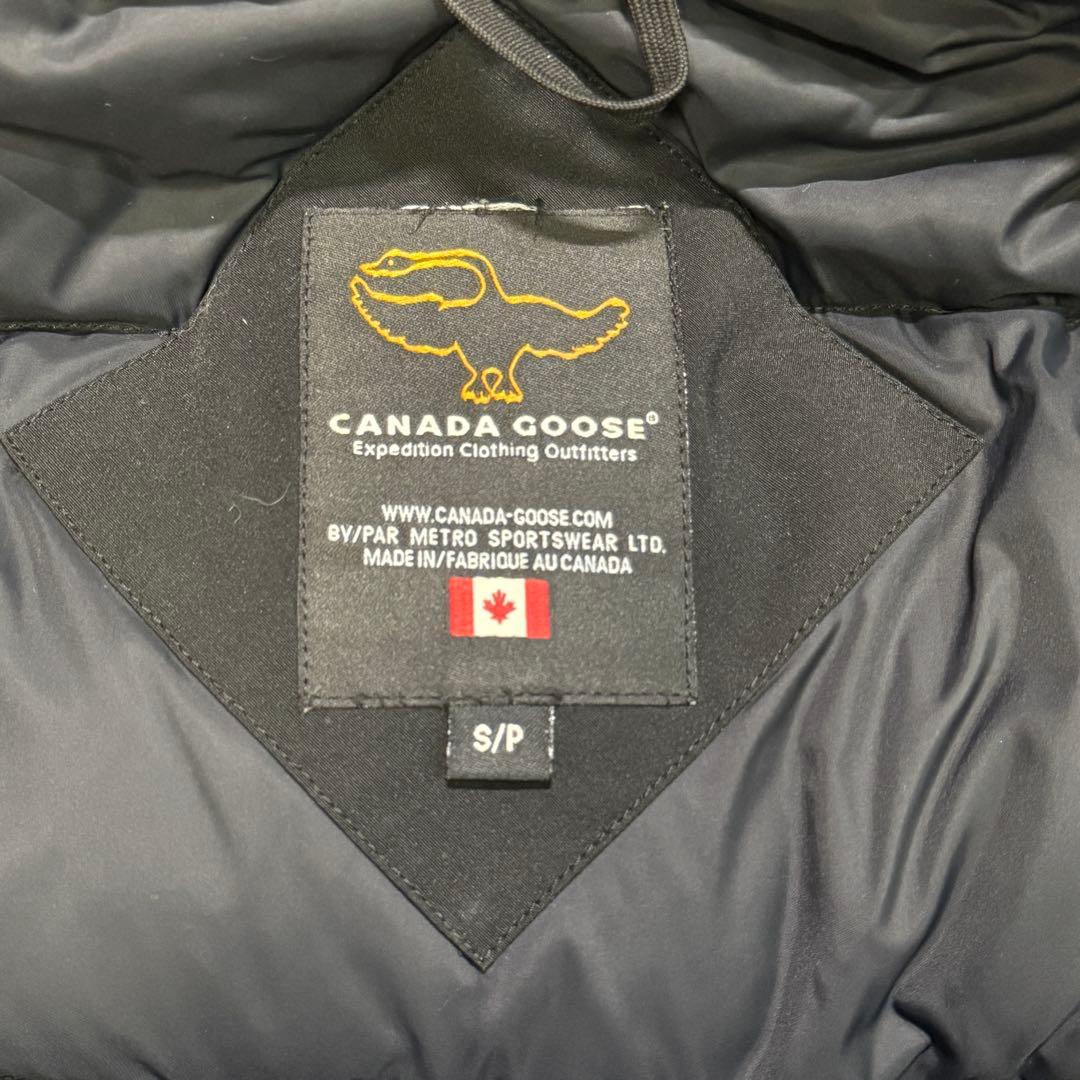 カナダグース EXPEDITION 黒ロゴ ダウンジャケット
