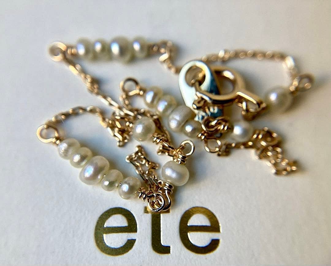 エテ　17P フェイクパール　ベビー　イエローゴールド　ブレスレット　k10