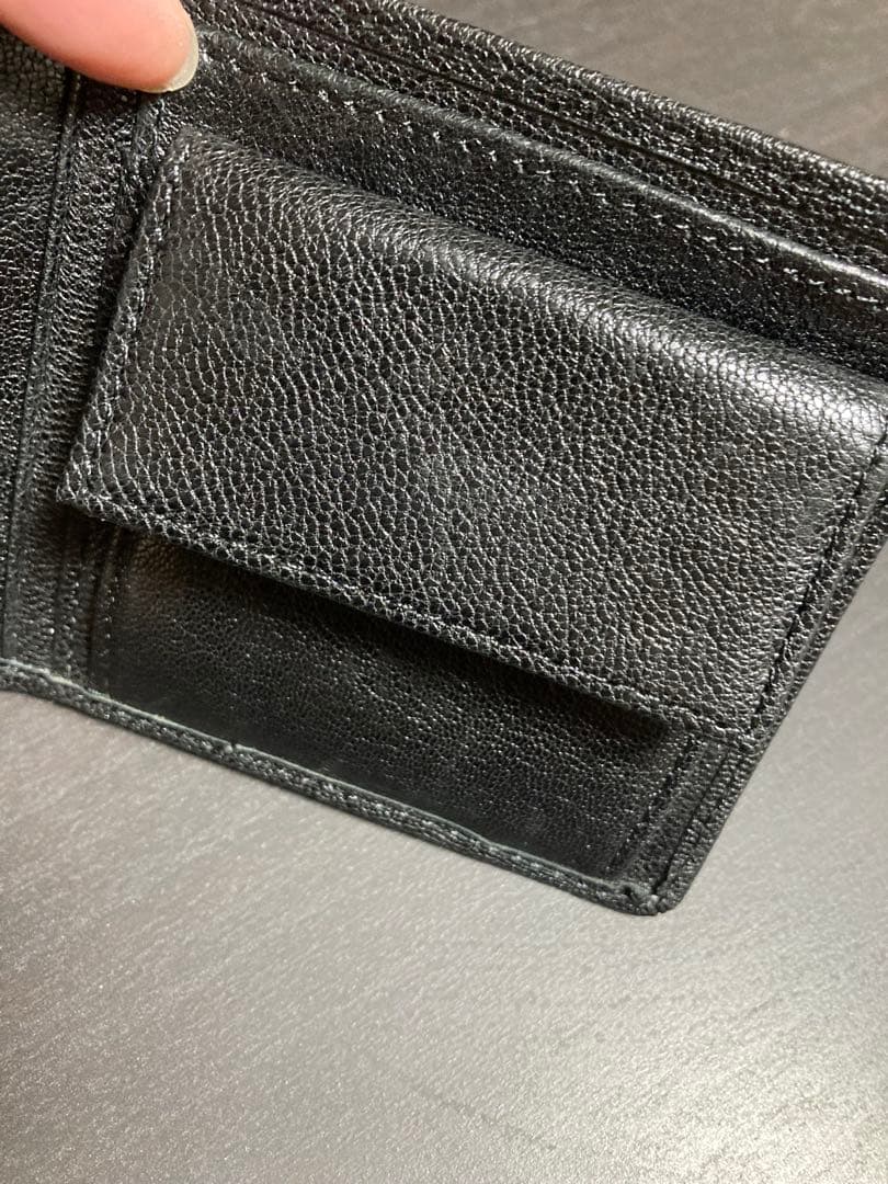 美品　DIESEL ブラックレザー二つ折り財布