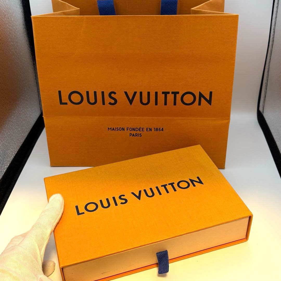 ルイヴィトン エピ ポルトフォイユ ブラザ ノワール 長財布 ブラック 美品