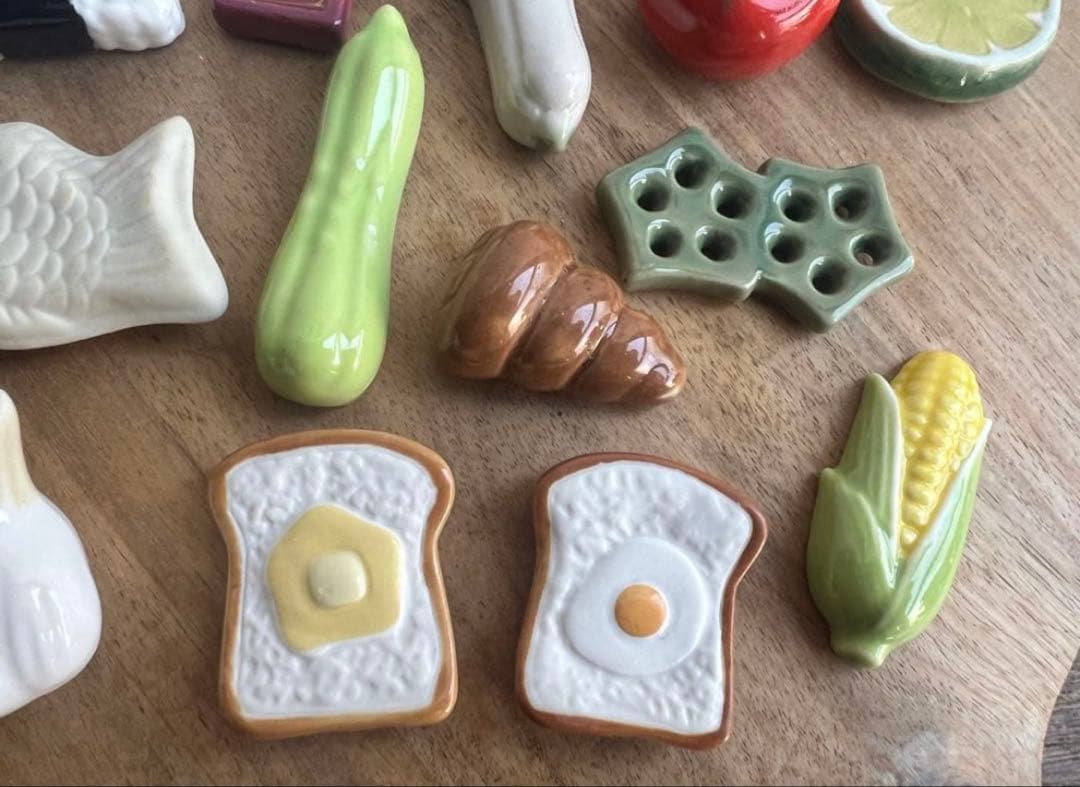 【新品】 食べ物の箸置き(22こ)