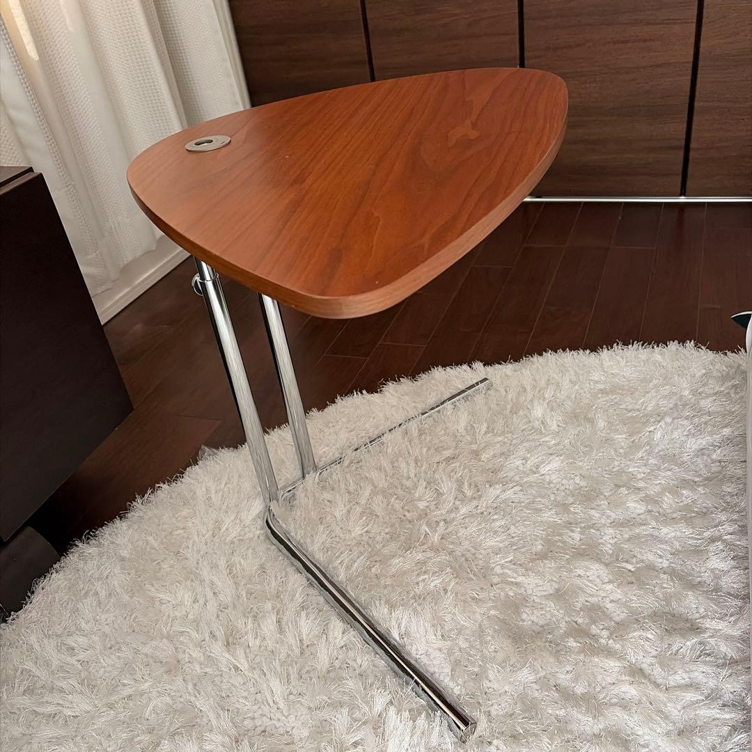 アクタス　TECTA K22サイドテーブル