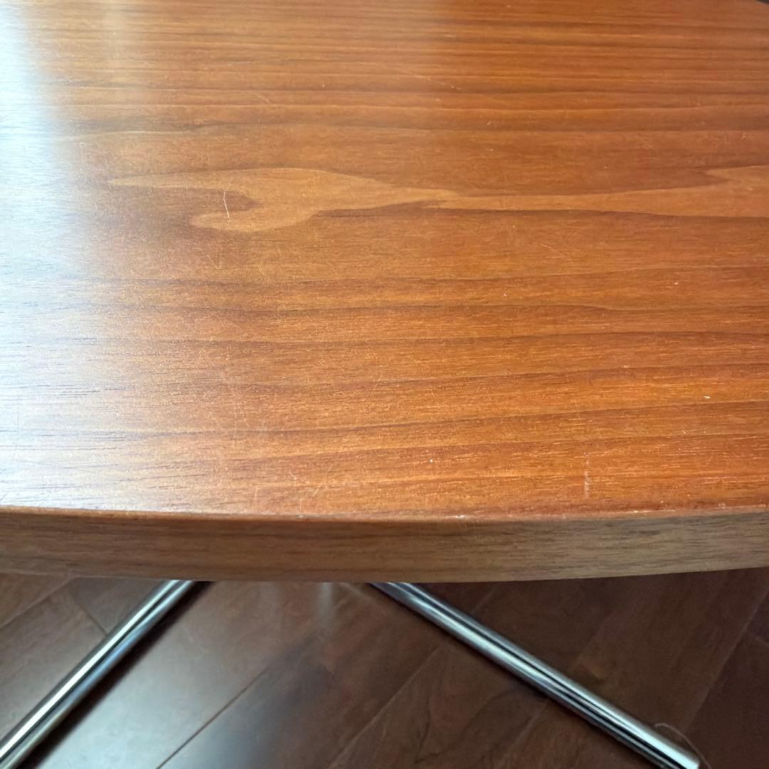 アクタス　TECTA K22サイドテーブル