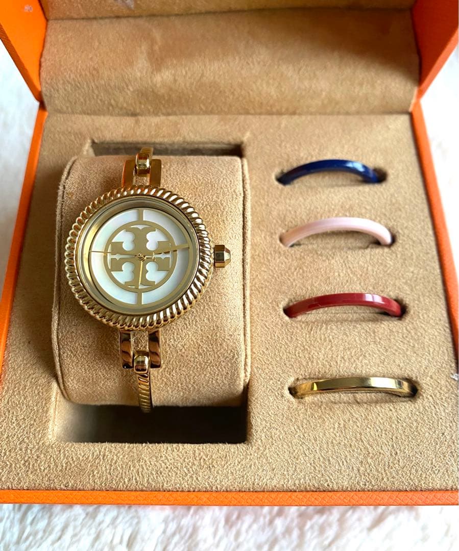 試着のみ⭐︎電池交換込 トリーバーチ Reva リーヴァ バングル TBW4037