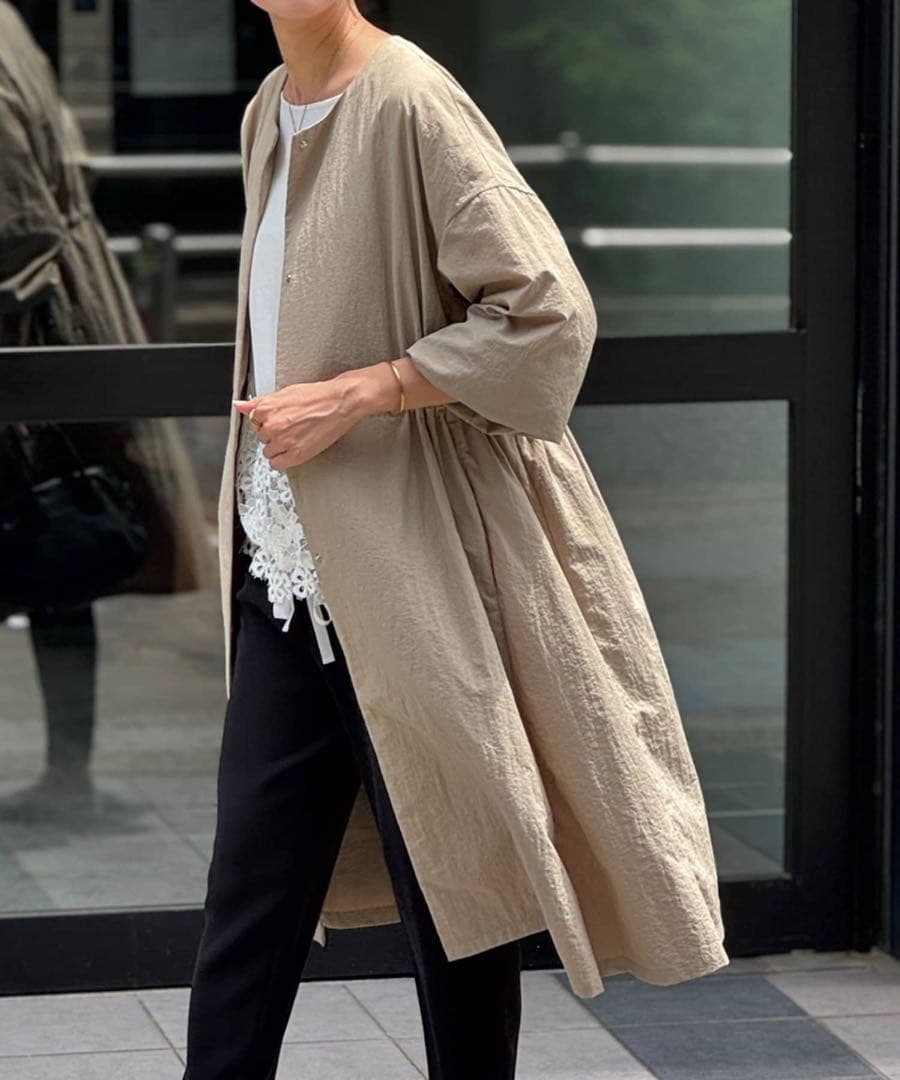 新品　BEARDSLEYバルーン袖フレアーコート　ベージュ ウエスト調整可能