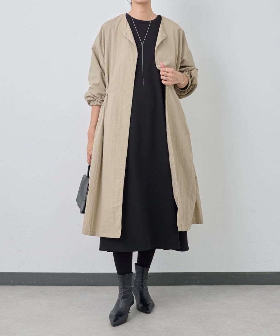 新品　BEARDSLEYバルーン袖フレアーコート　ベージュ ウエスト調整可能