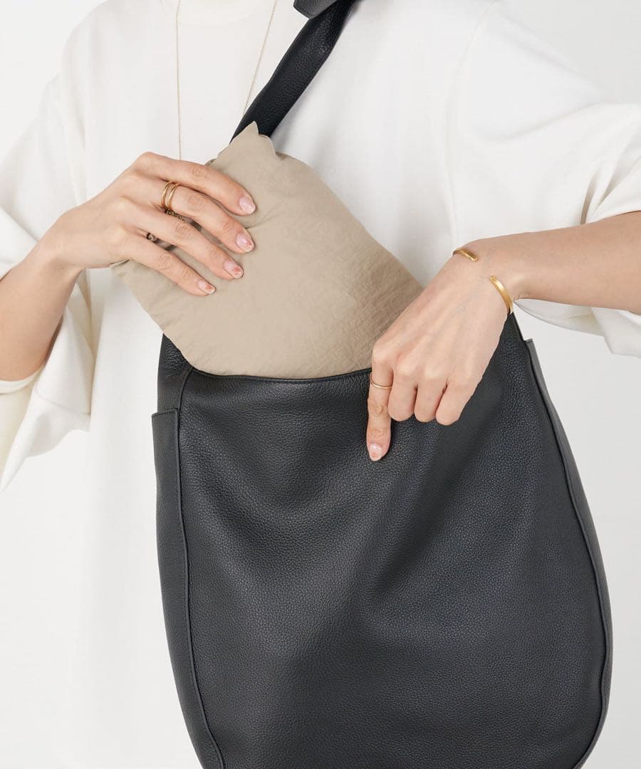 新品　BEARDSLEYバルーン袖フレアーコート　ベージュ ウエスト調整可能