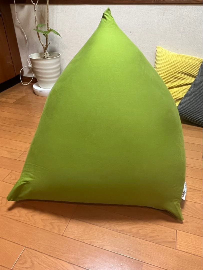 yogibo ヨギボー ピラミッド（ライムグリーン）