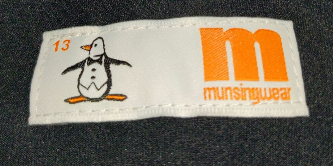 再再再値下げ新品　マンシングウェア　スカート13号　黒ブラック定価16500円