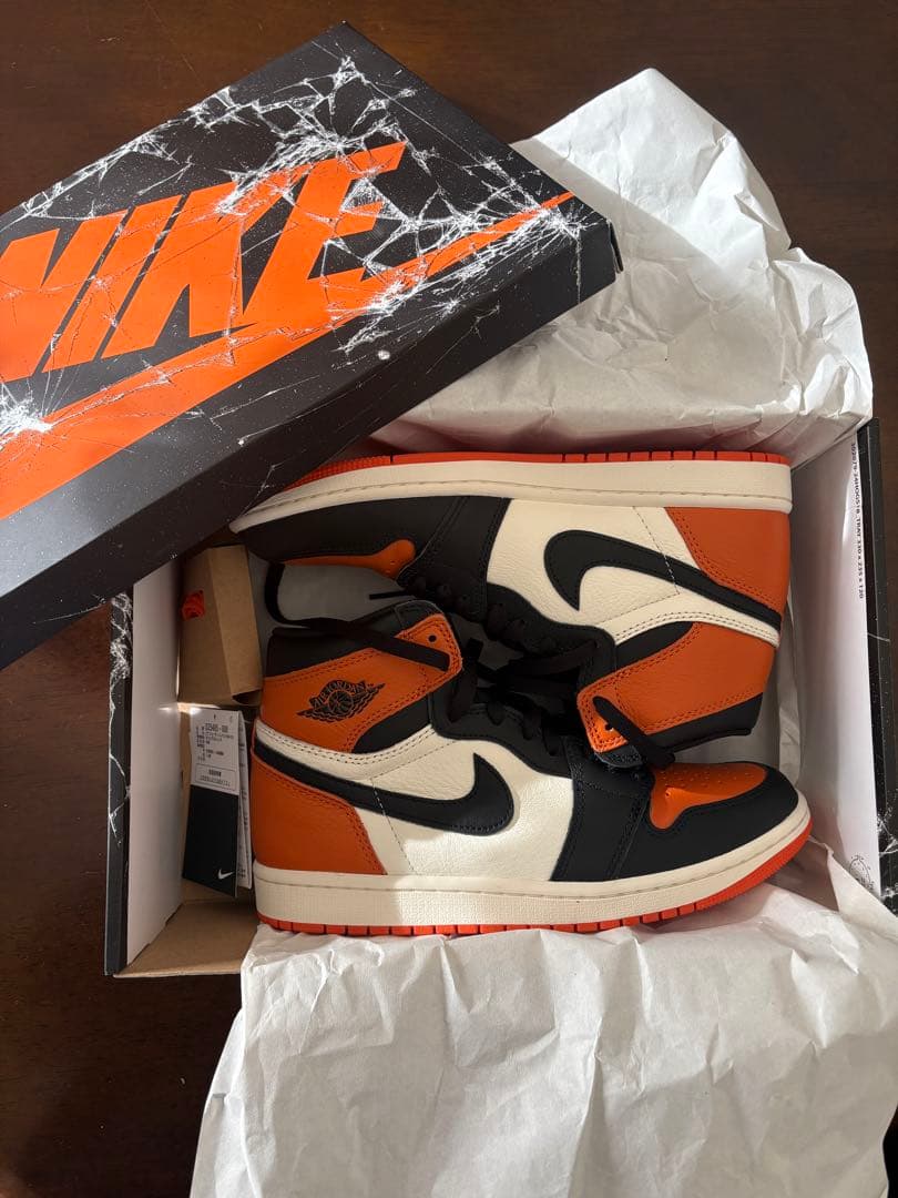 Nike Air Jordan 1 Retro High OG シャタバ