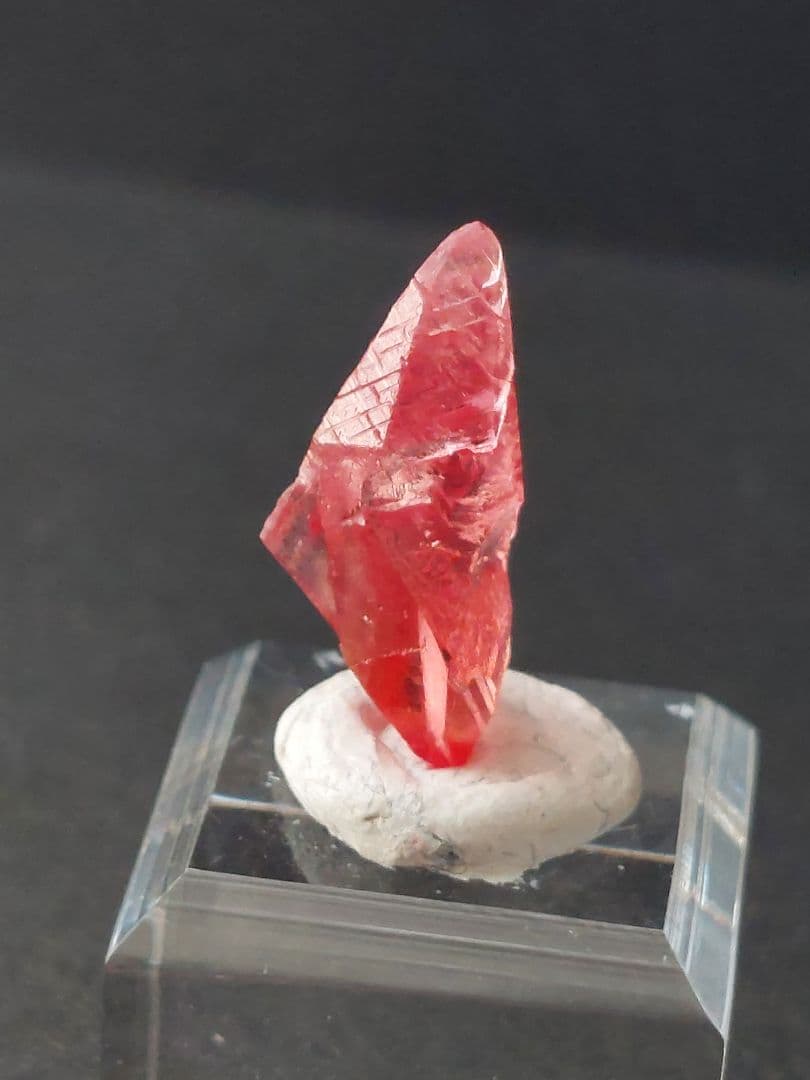 南アフリカ産　ロードクロサイト　原石　犬牙状結晶