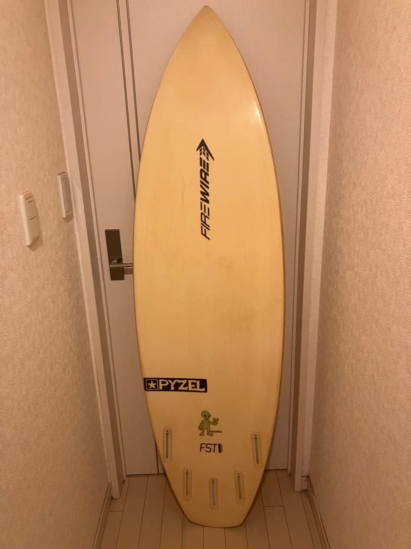 【手渡し希望】ファイヤーワイヤー　パイぜリアン5'8　25.7ℓ サーフボード