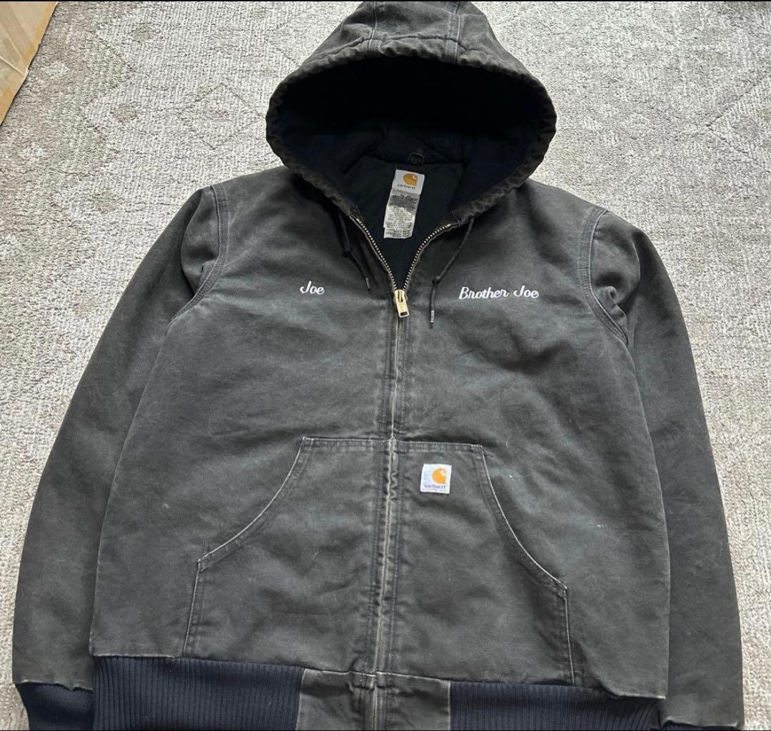 y*1様 【USA製】carhartt アクティブジャケット 墨黒