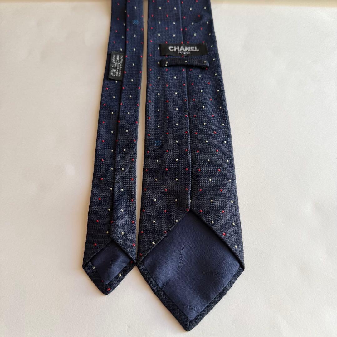 CHANEL シャネル　ネクタイ ネイビー 紺　赤　白　水玉模様　ドット柄