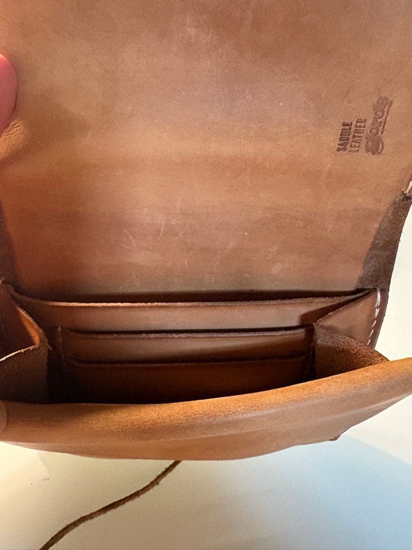 ゴローズ　二つ折り　中財布　　オマケ付き