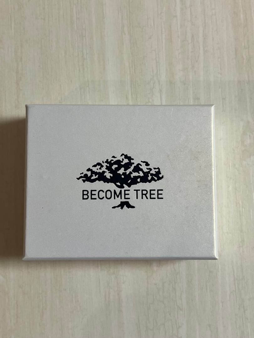 BECOME TREE ゴールド ピアス