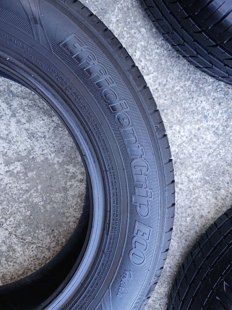 ①GOOD YEAR Efficient grip 195/65R15　2本