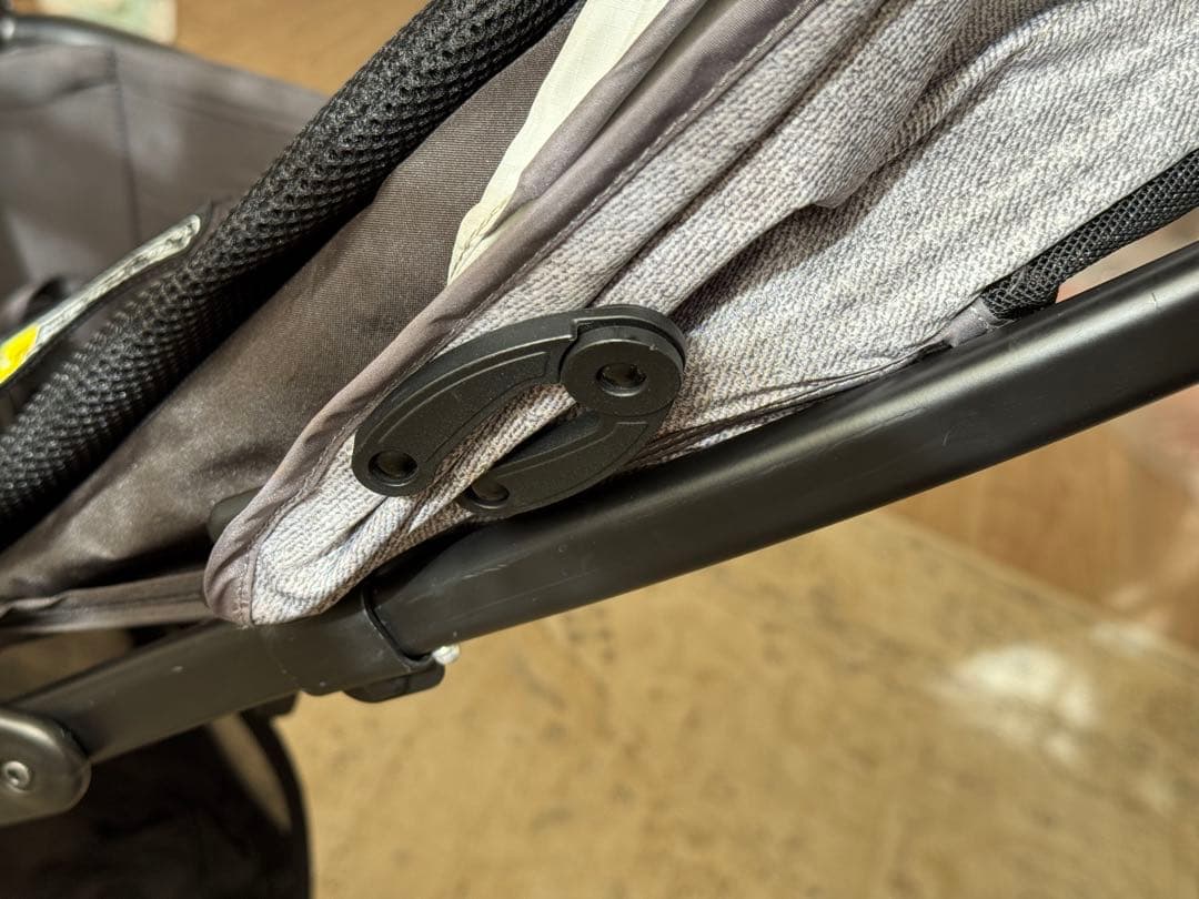 アップリカ／マジカルエアークッションAC／グレー