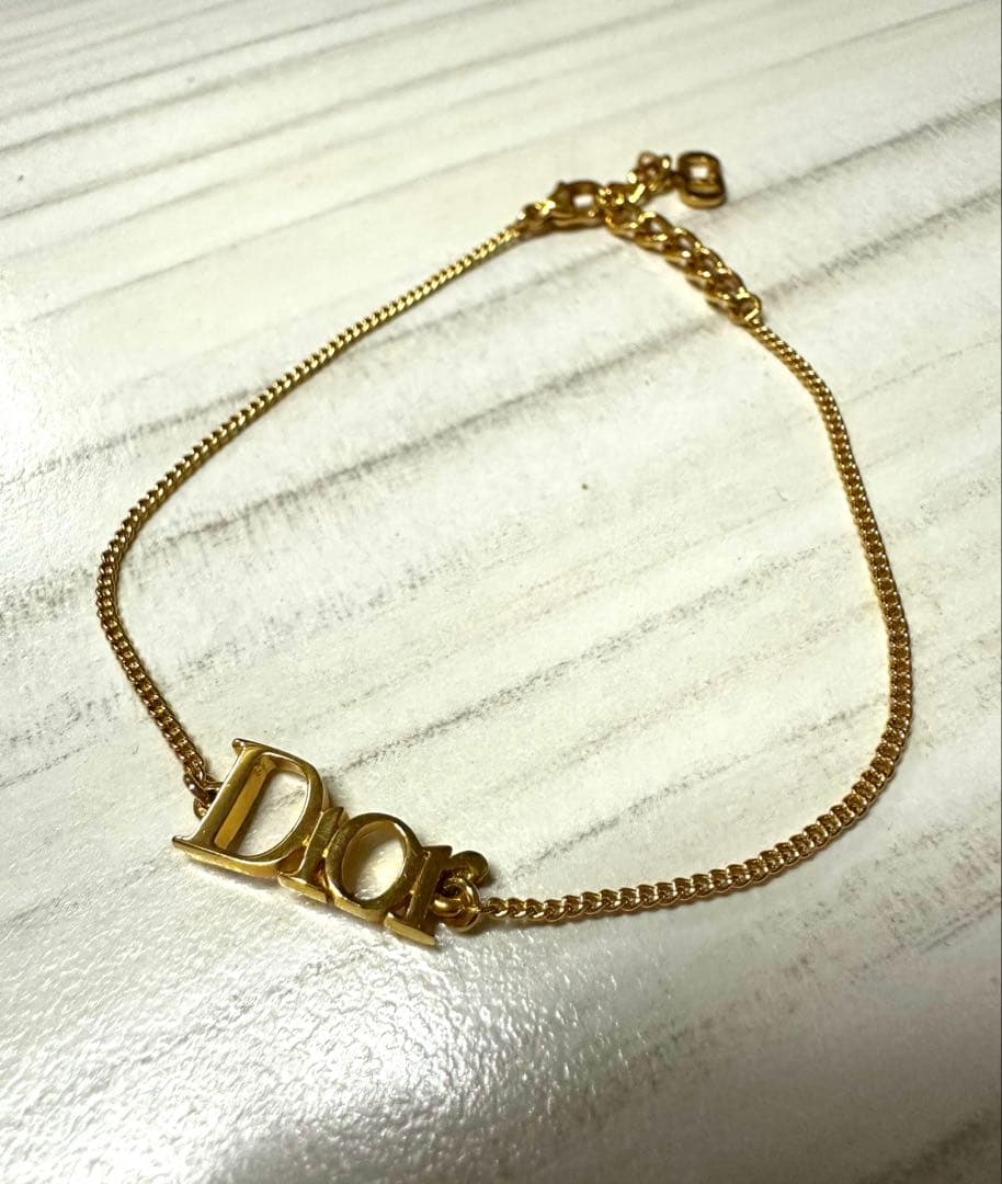 Christian Dior　ディオール　ロゴ　ゴールド　チェーンブレスレット