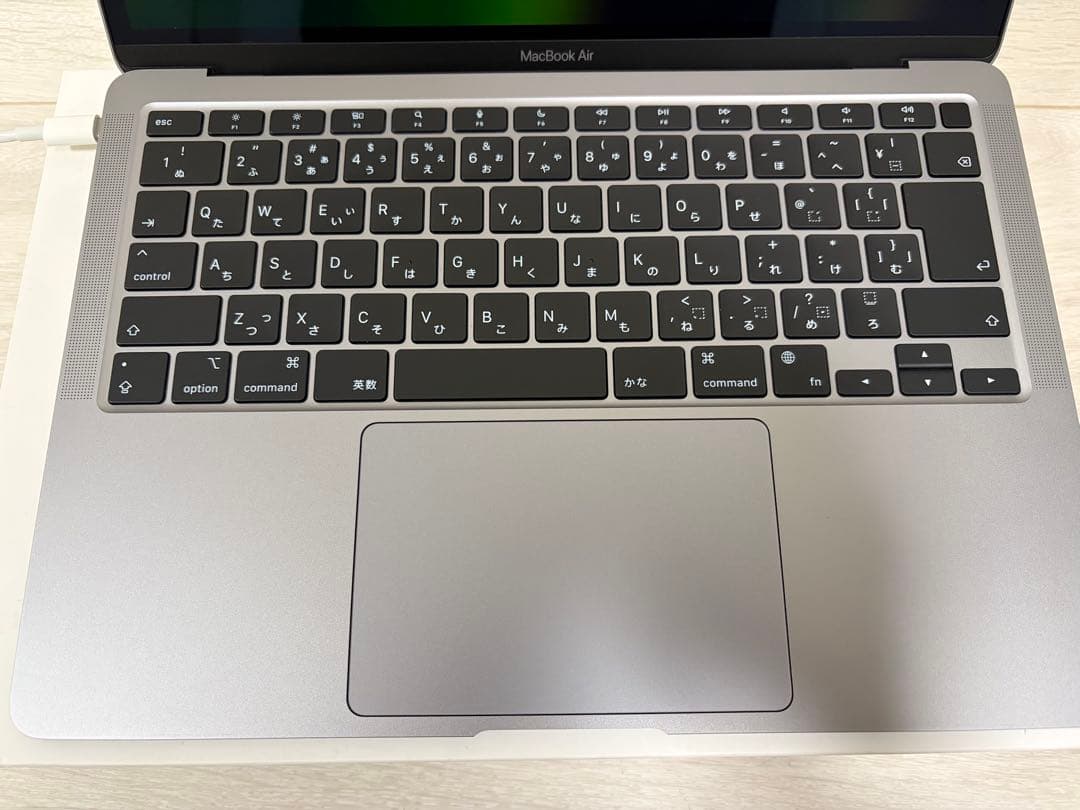 【美品】MacBook Air M1 / 13インチ / 8GB / 256GB