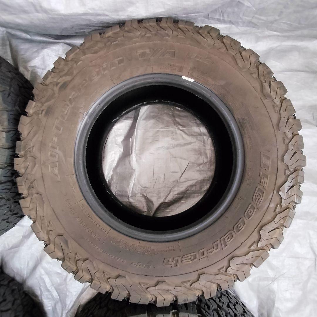 BFGoodrich All-Terrain T/A KO2 16インチタイヤ