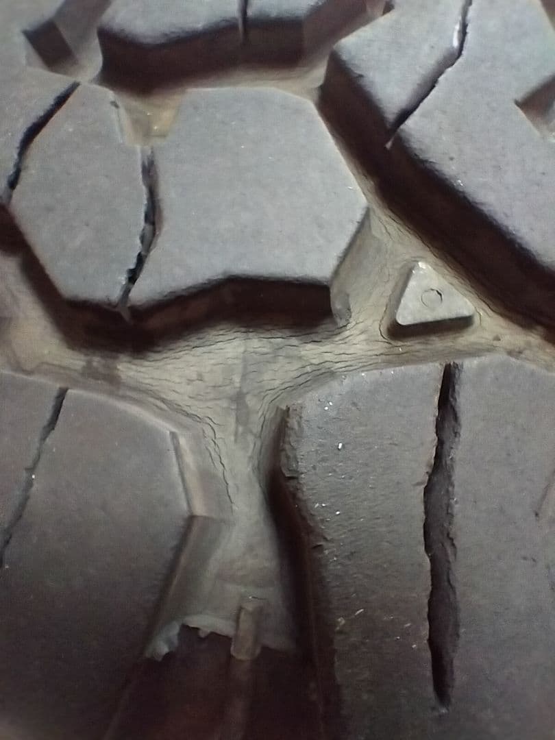 BFGoodrich All-Terrain T/A KO2 16インチタイヤ