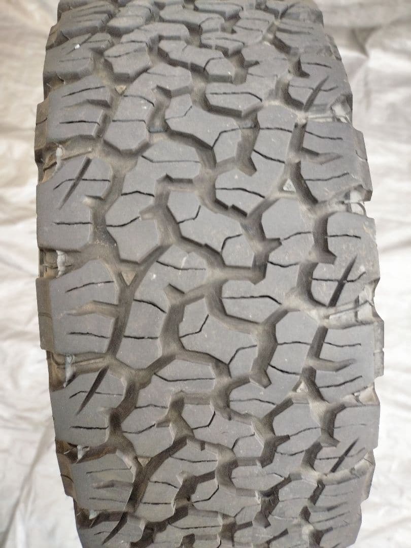 BFGoodrich All-Terrain T/A KO2 16インチタイヤ