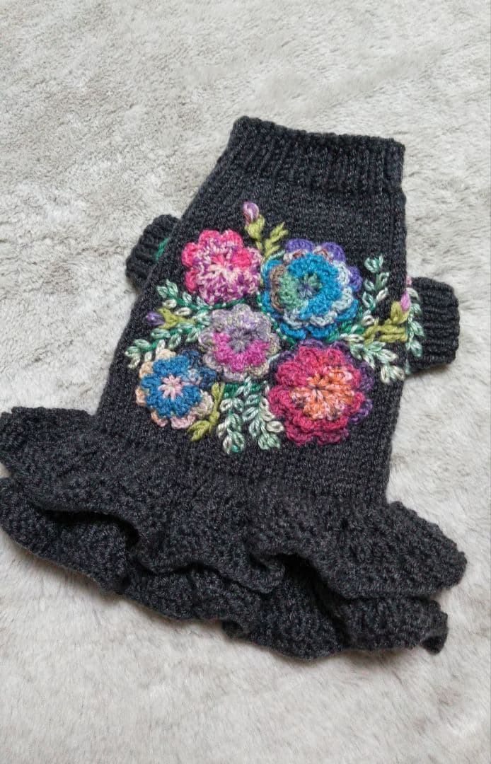 R06-2 (お花ニットワンピース)