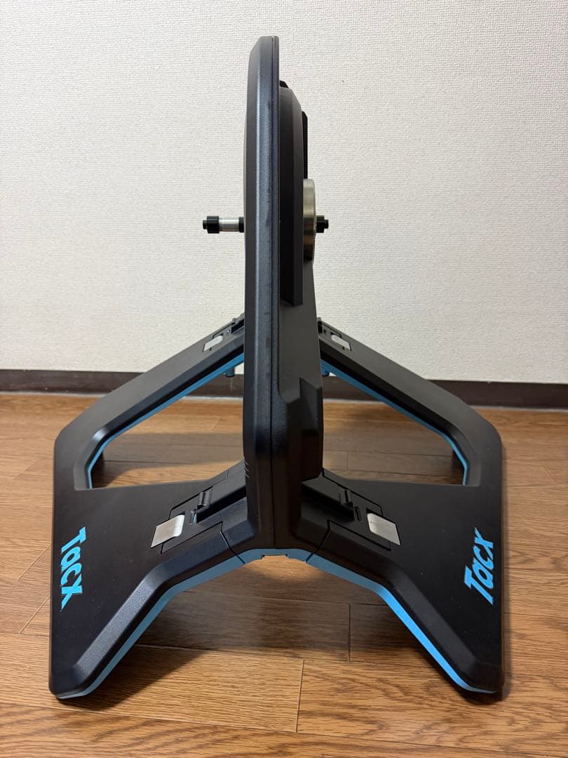 Tacx NEO2 SMARTトレーナー