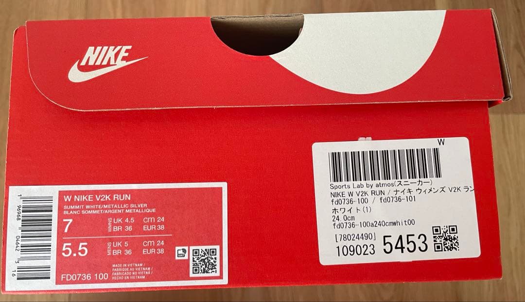 ＜NIKE＞ナイキ V2K RUN 24cm WHITE