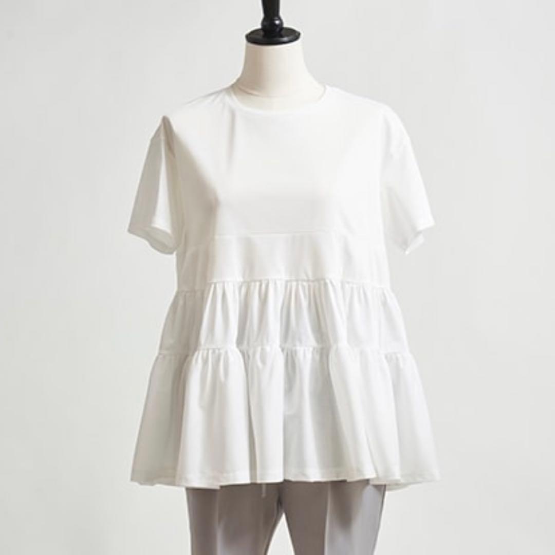 ヨリ　ランダムティアードハーフスリーブ　ホワイト