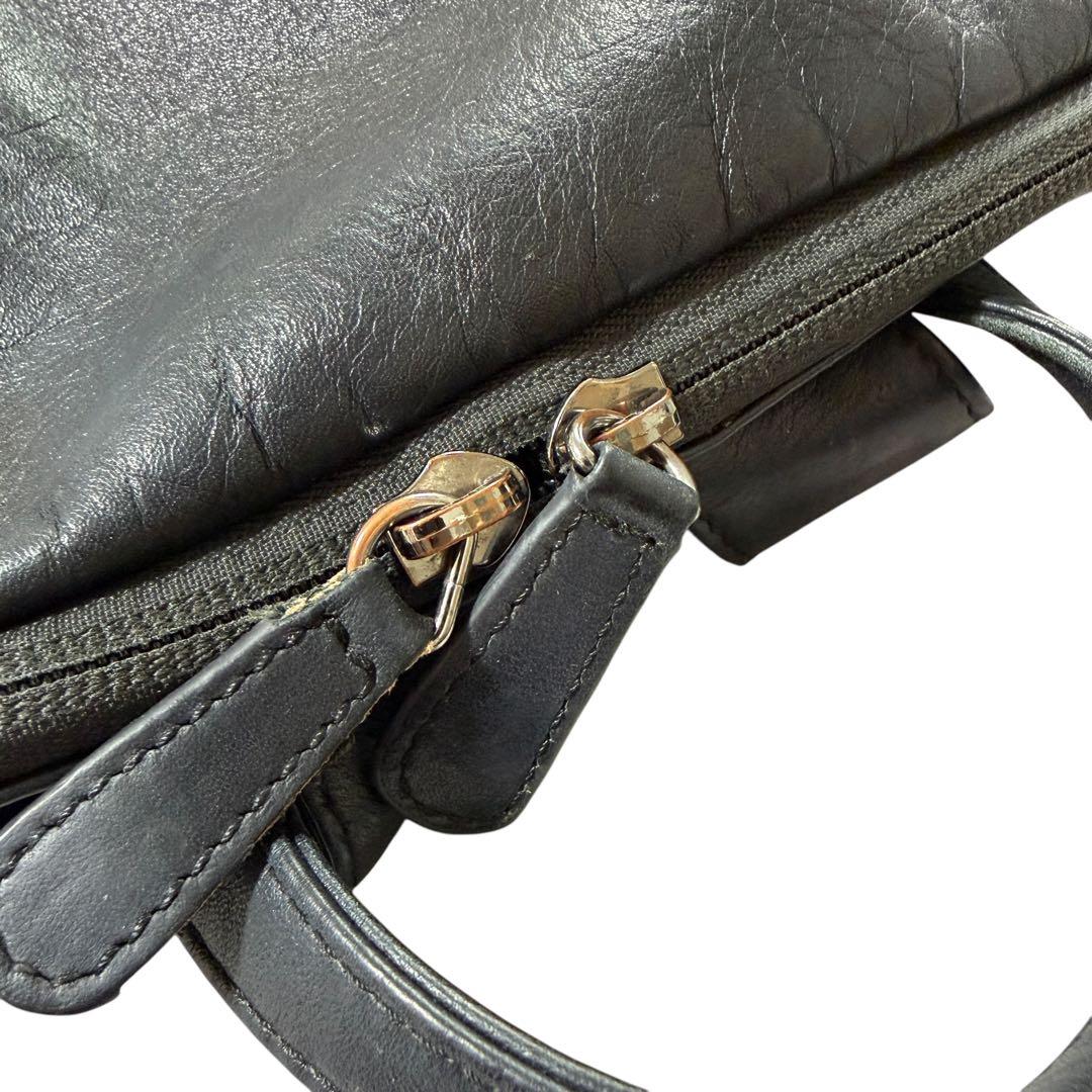 【A4収納可能 完売品】イアパピヨネ　レザースタンドリュック2　ブラック　黒色