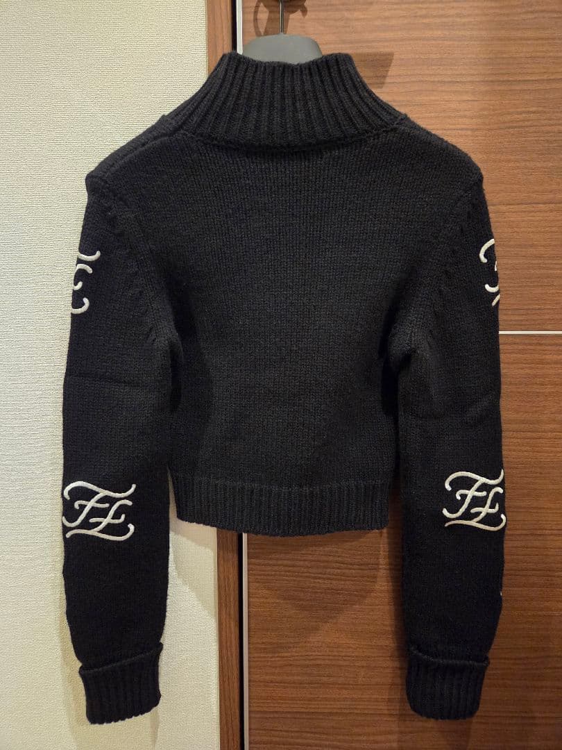 FENDI フェンディ FF刺繍 カリグラフィ ウール ハイネック ニット 36