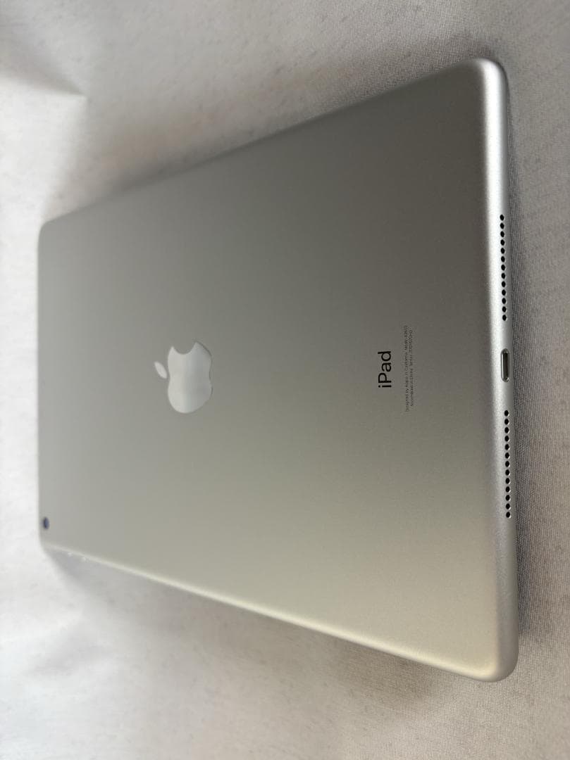 ★最大容量100%★ 美品 iPad第９世代 シルバー 64GB Wi-Fi
