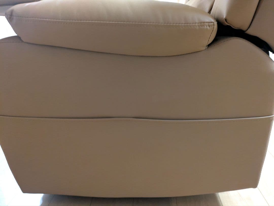 オットマン一体型電動リクライニングソファ USBポート付