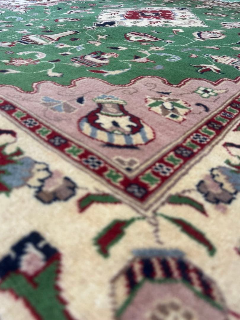 高級 ペルシャ 手織り ラグ